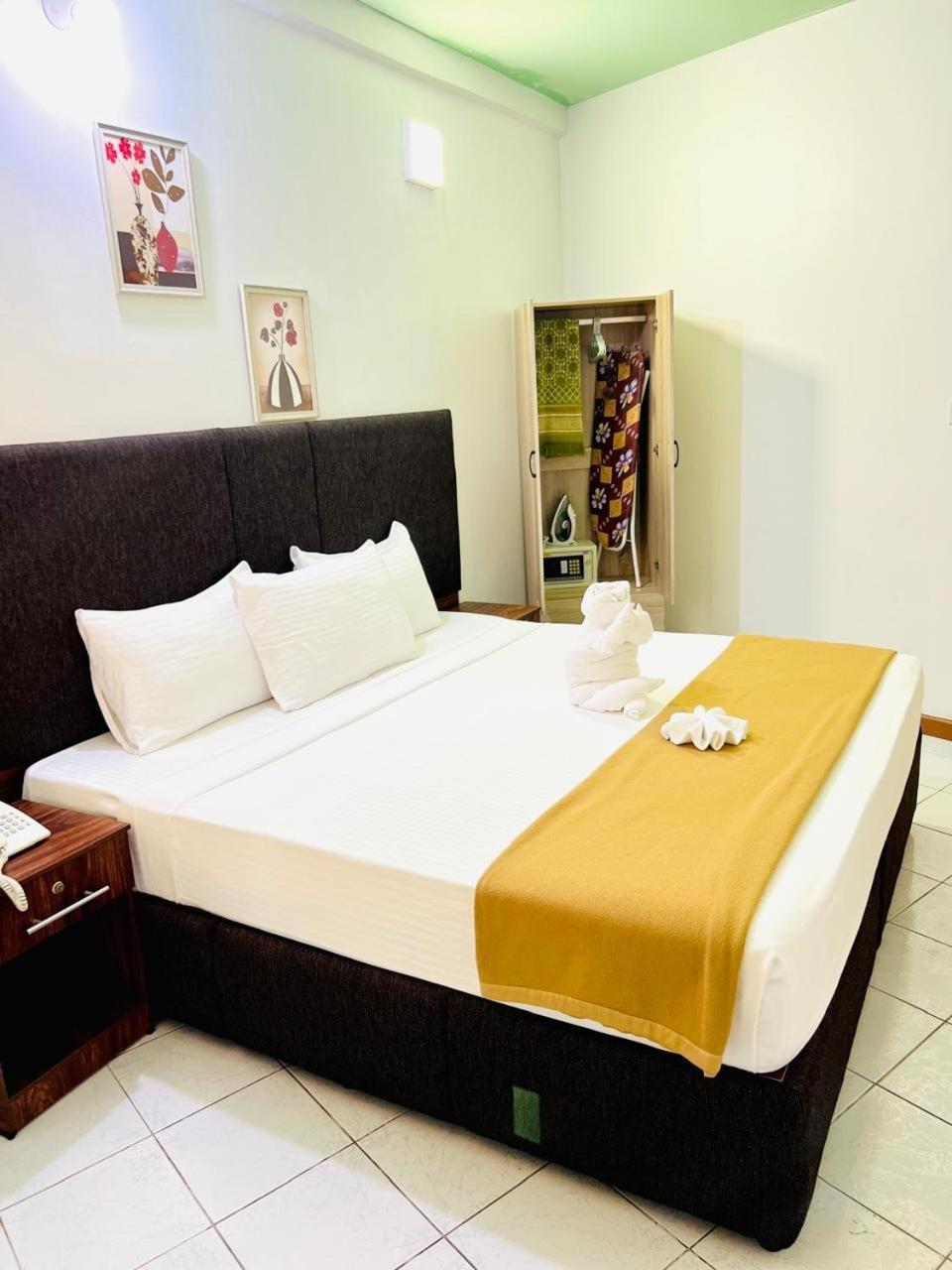 Hotel The Park House Malé Esterno foto