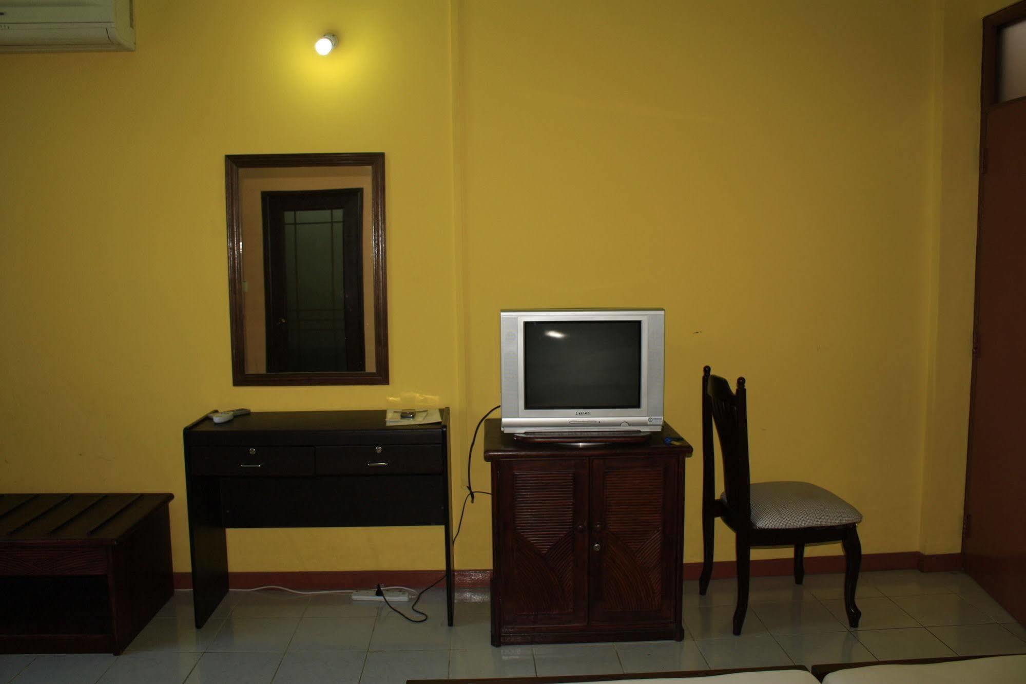Hotel The Park House Malé Esterno foto